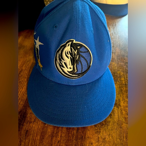 Mavericks SnapBack - Picture 1 of 2